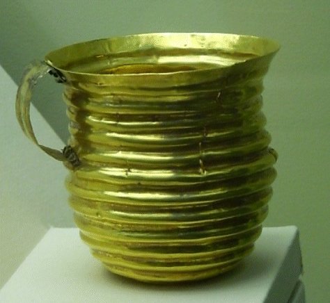 Rillaton Cup, bronze age golden beaker